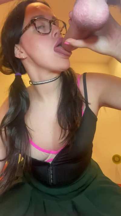 I love sucking ALL of it 😍