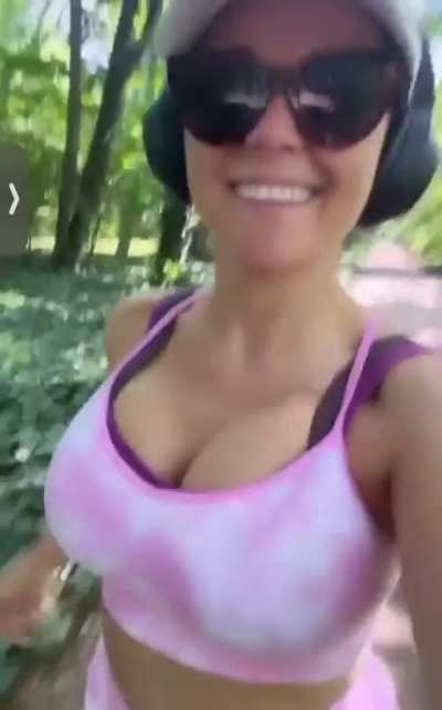 SkaczÄce cyce Cichopek