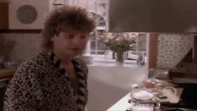 Ozzy Osbourne making breakfast (1988)