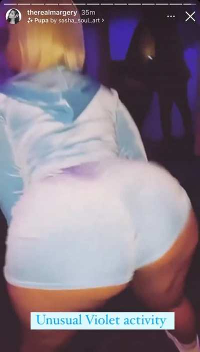 🫐🍑