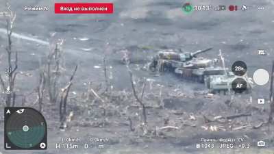 3 UA Soldiers moving next to 2 destroyed Leopard tanks receive accurate Mortar fire