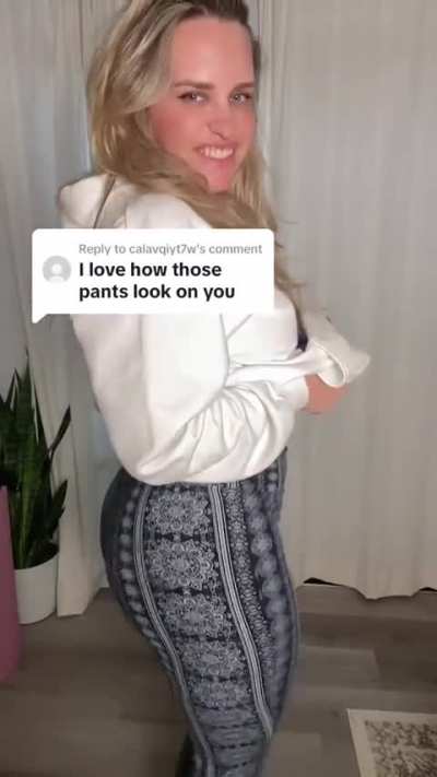 How does my pants look on me?