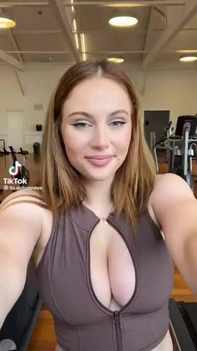 19yo Aussie redhead