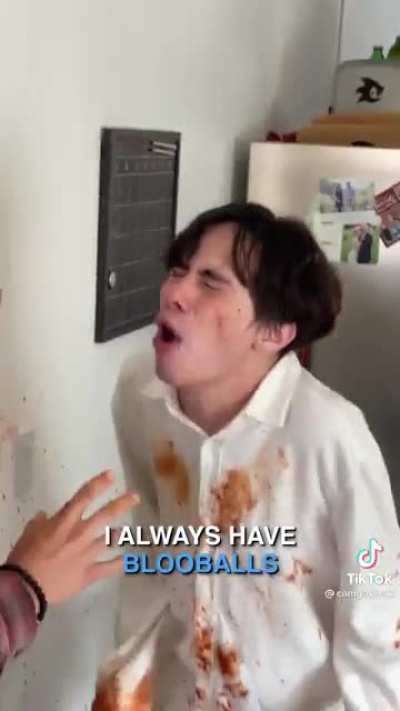 Jerry spaghetti hands (kind of long)