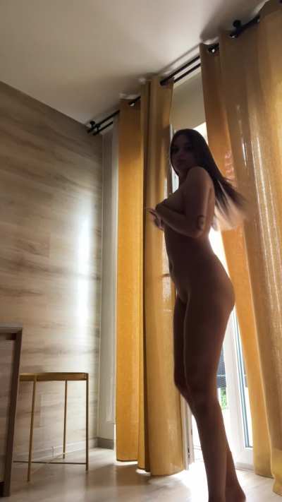 Is my butt cute or hot?