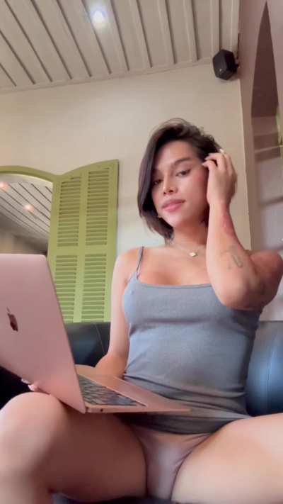 my application video to become your first trans experience... am I hired<wbr>?🙈💦💕