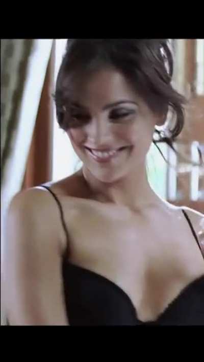 Larra Dutta 