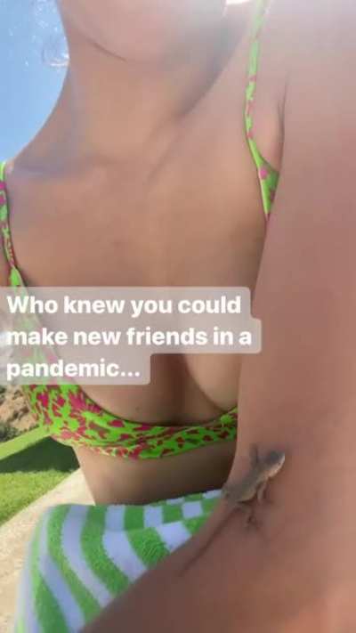 Nina Dobrev