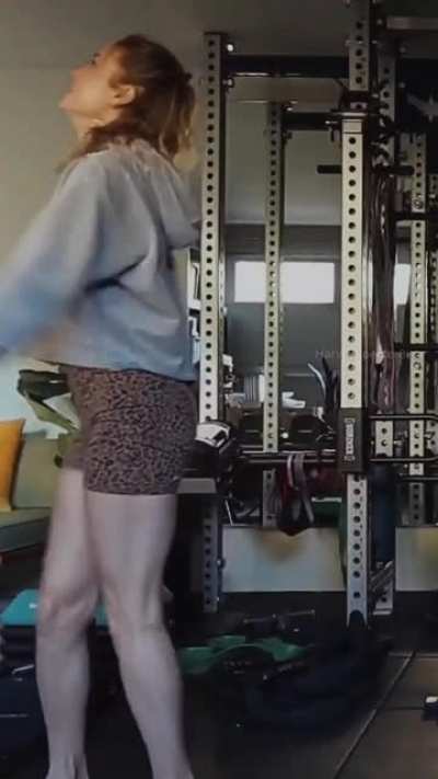 Damn that body!