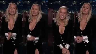 This dress and those boobs are just perfect🥵💦💦💦💦💦