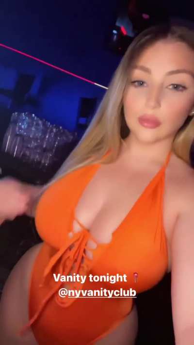 QueenKates 🧡