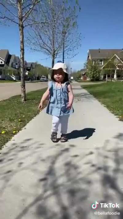 Toddler throughout 2021