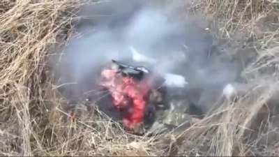 Russian soldier from Buryat throw Grenade inside his clothes and eliminates himself