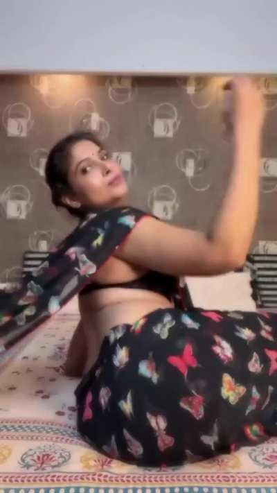 Tanya Black Saree
