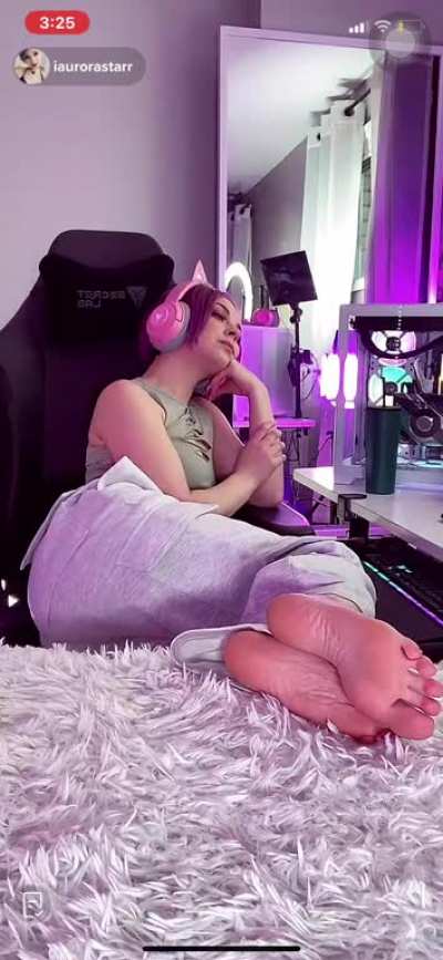 @ iaurorastarr (1/2)