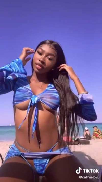 We need more Black women here (#2)
