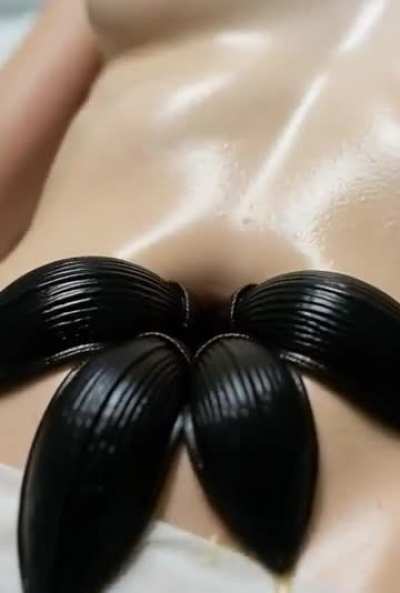 Slugged Navel