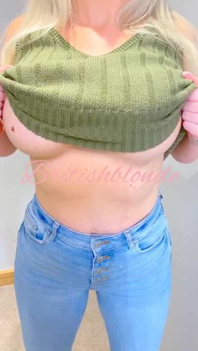 First ever titty drop!! How’s my big bouncy British tits? [42]