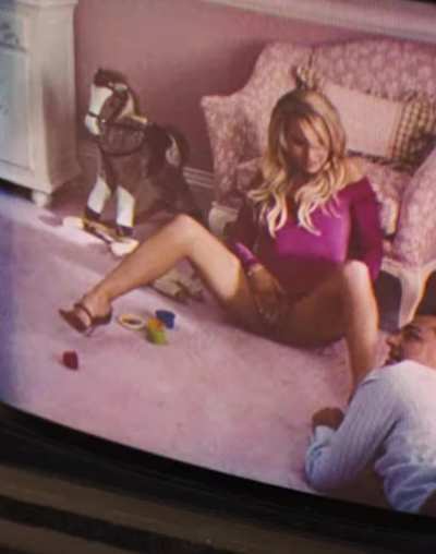 Made a little edit of this hot Margot Robbie moment from 'The Wolf of Wall Street'