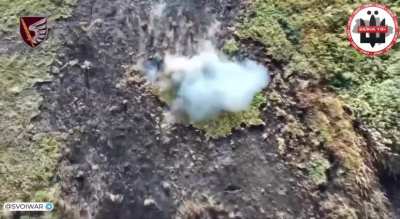 3-man Russian squad eliminated by drone attack (warning: GRAPHIC) 
