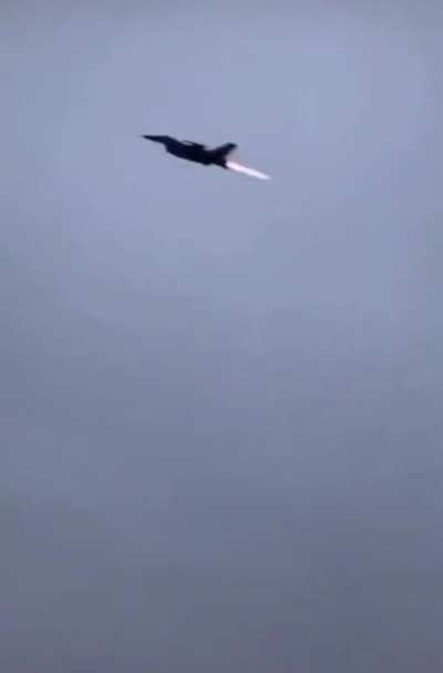 F16s on training exercise in Denmark absolutely sending it
