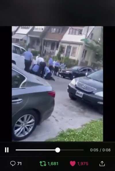 Philly cops arrest man who tells them he cant breath; screams 