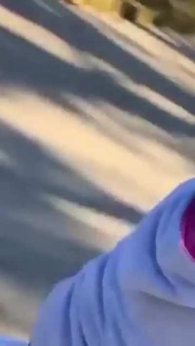 Se hizo mierda.