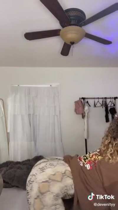 ‘Shy’ twerking