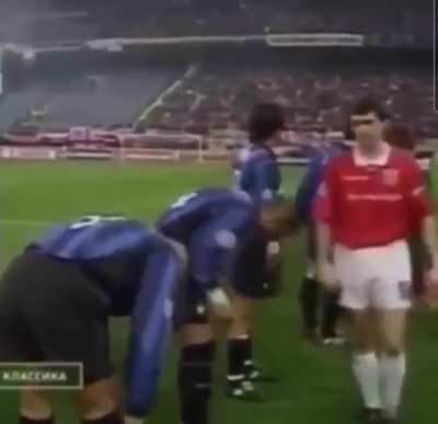 Man Utd vs Inter Milan 1999. Can't keep Roy Keane waiting😂