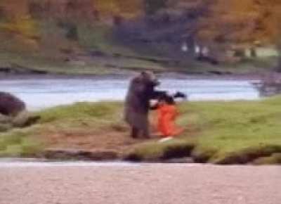 “If you ever see me fighting in the forest with a grizzly bear, help the bear”