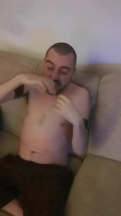 WCGW putting electric shock muscle stimulators on both my arms