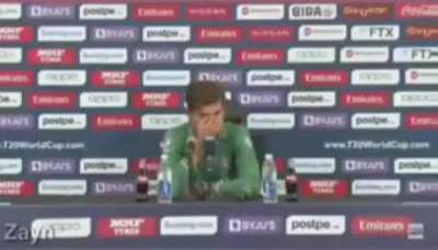 Title ball lene gya