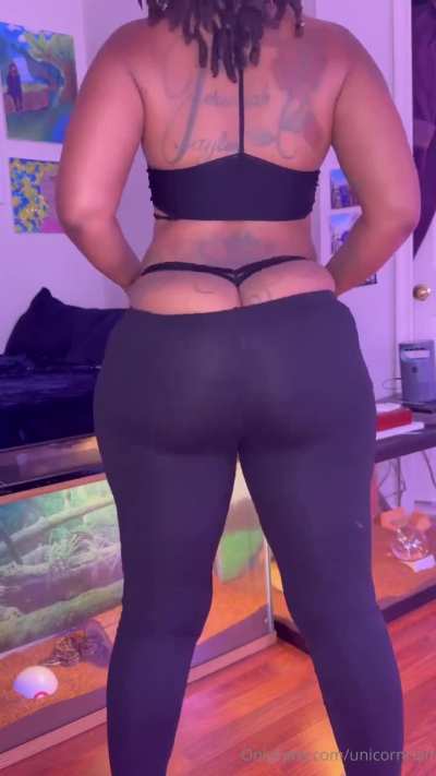 🍑🍠🍑🍑