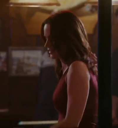 Emily Blunt Dancing