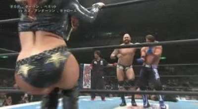 Maria Kanellis seducing The Club with her magical booty