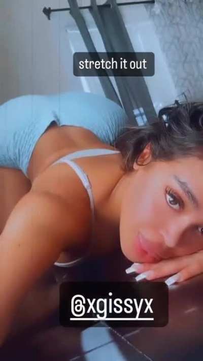 🍑🤳🏽💙