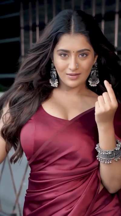 Rashi Singh 