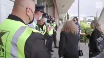 Dublin election candidate trying to force her way into count centre without mask.