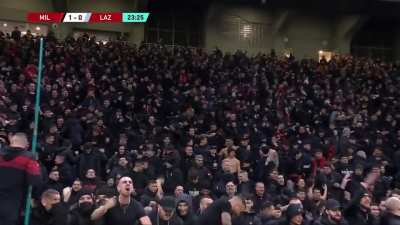 Buildup to Leao's goal vs Lazio.