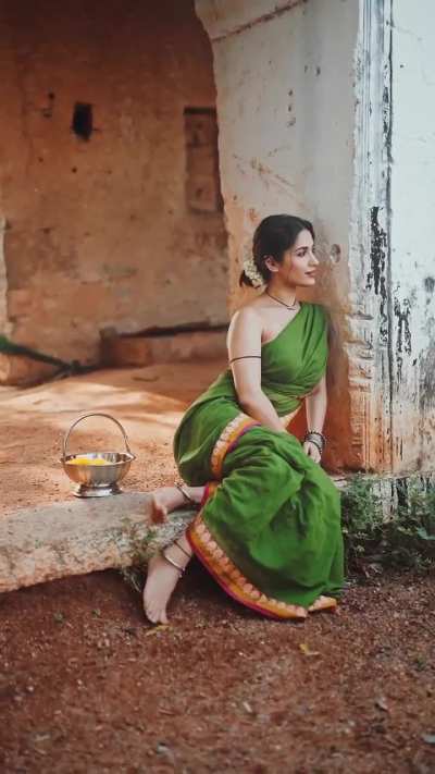 Ruhani Sharma 