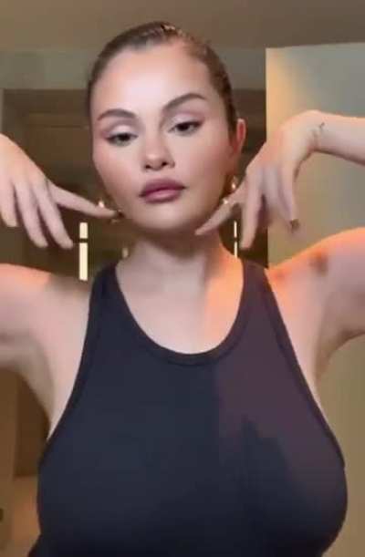 Selena can do anything to me!!