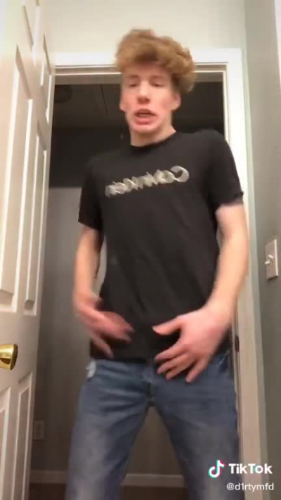 I decided to download tik tok... it isnt that bad
