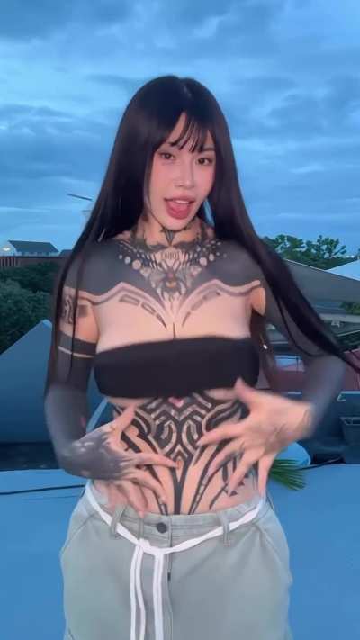  Mia