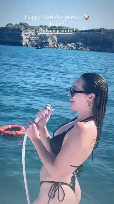 Alycia Debnam Carey 