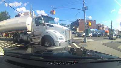 Tow truck drivers 🤦🏻‍♂️