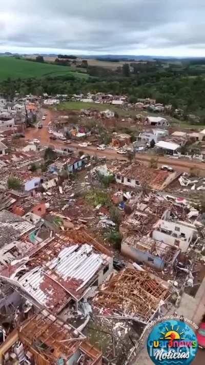 Resultado da passagem de Tornado em Rio Bonito do Iguaçu no interior do Paraná