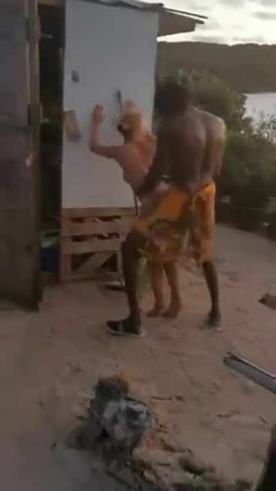 can anyone point me in the direction to the full video? ive tried every search term i could think of.