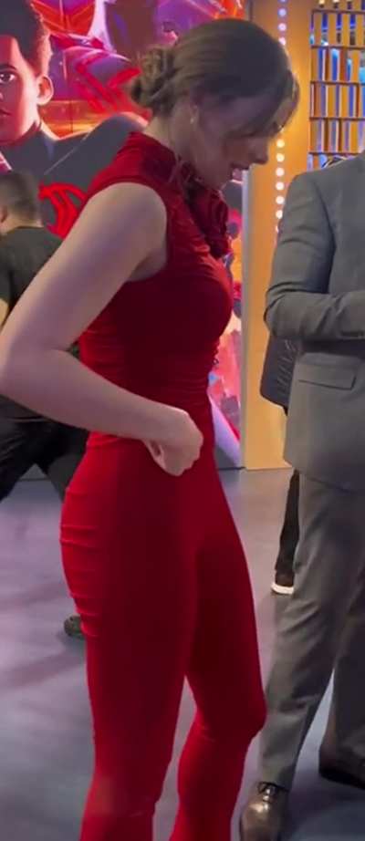 Hailee Steinfeld