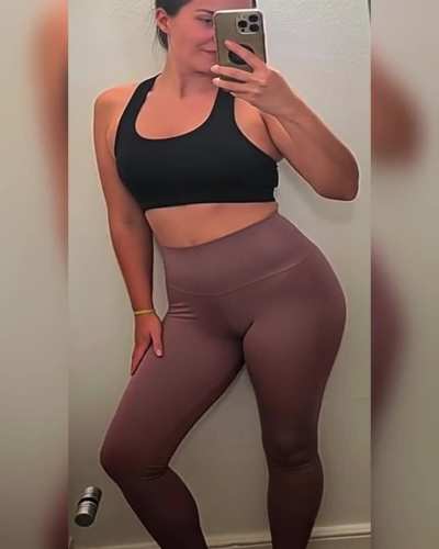 Vanessa Blumhagen - HUGE CAMELTOE [selffilm]