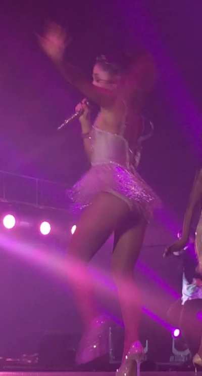 Cheeky Twirl